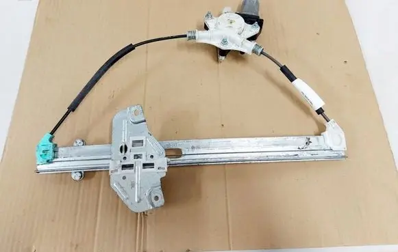 KIA Rio Front door window regulator with motor