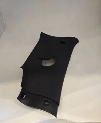 Ram 1500 (C) pillar trim 6BN39TRMAB 5110135 61868W