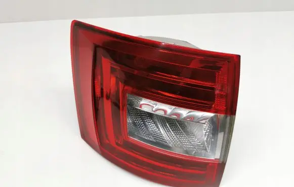 Skoda Octavia 985 Rear/tail lights 5E9945095