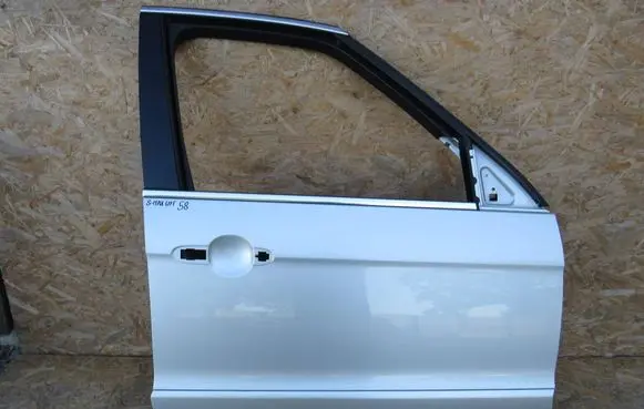 Ford S-MAX Front door 