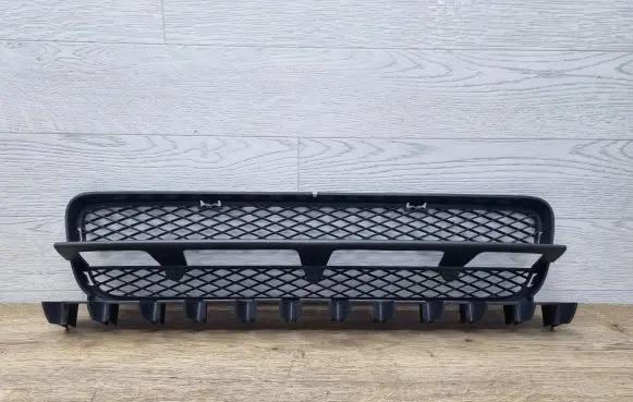 Front bumper lower grill