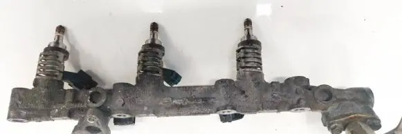 Lexus IS 220D-250-350 Fuel main line pipe