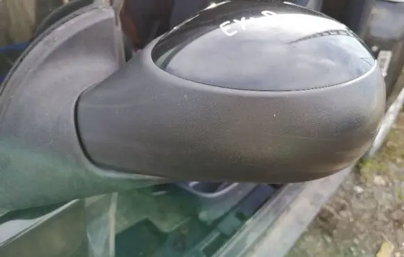 Peugeot 1007 Front door electric wing mirror 