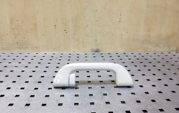 Honda CR-V Rear interior roof grab handle