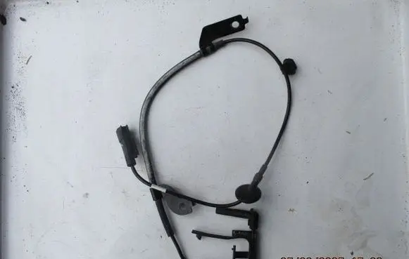 Mitsubishi Outlander ABS brake wheel speed sensor 06210751674