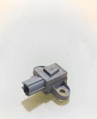 Volkswagen Golf Plus Airbag deployment crash/impact sensor 1K0955557A