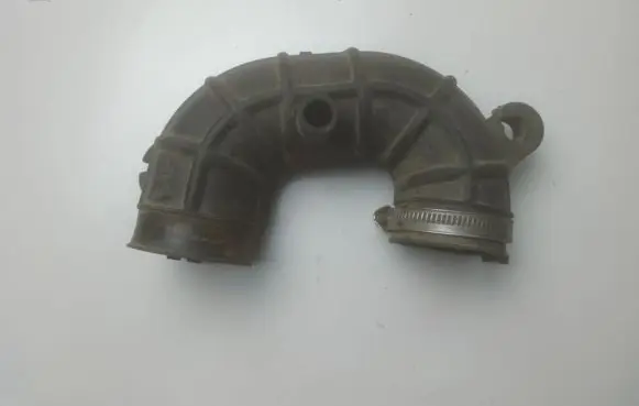 Suzuki Swift II Air intake duct part 1388161P00