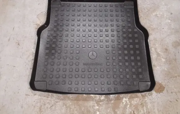 Mercedes-Benz C W204 Rear floor mat 2048140341 2048140441
