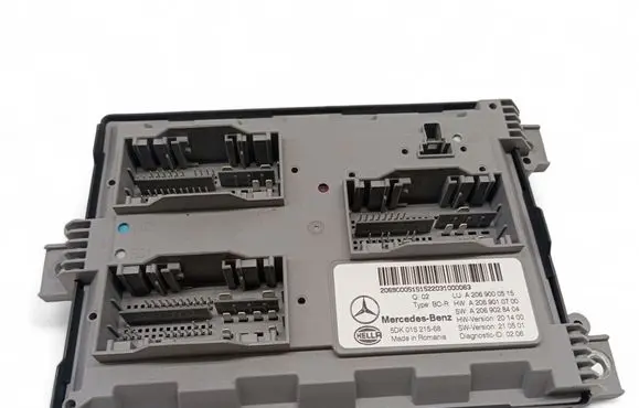 Mercedes-Benz C W206 Central body control module 5DK01521568