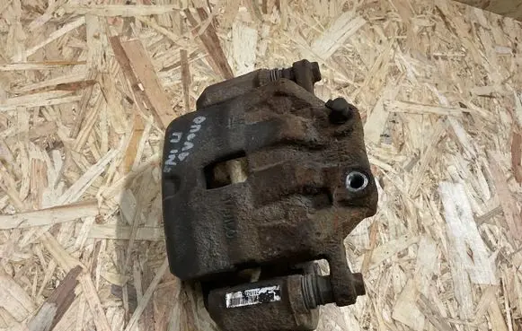 Opel Insignia A Front brake caliper 13229152