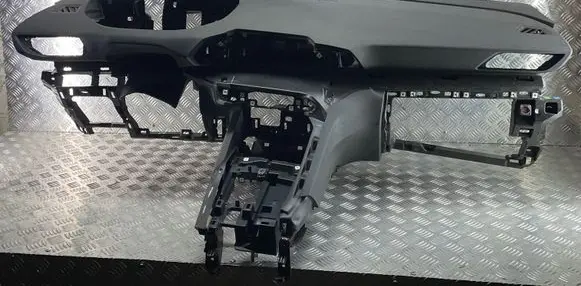 Peugeot 5008 II Dashboard 