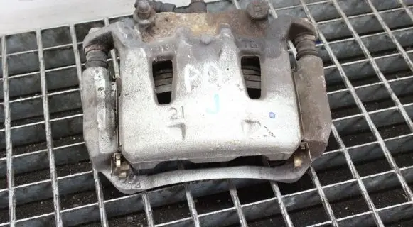 Nissan NV200 Front brake caliper
