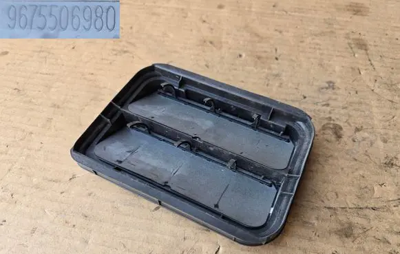 Toyota Proace Quarter panel pressure vent 9675506980
