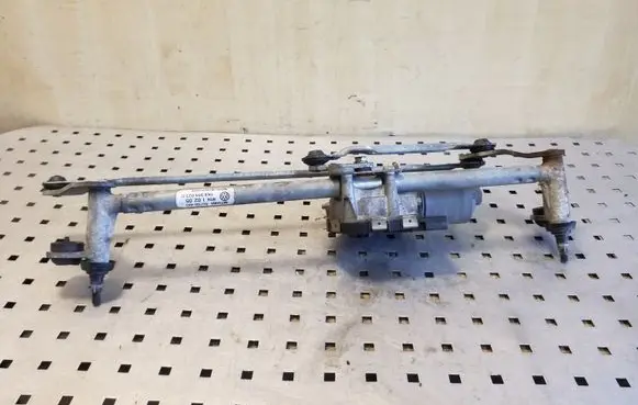 Volkswagen Scirocco Front wiper linkage and motor 1K8955119C 1K8955023C