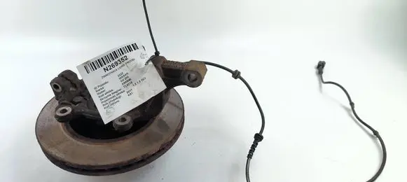 Nissan e-NV200 Front wheel hub spindle knuckle 