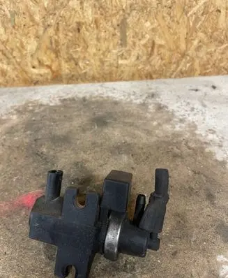 Mercedes-Benz A W169 Vacuum valve A0051535528 70078200