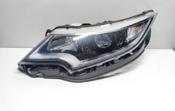 Honda Civic IX Headlight/headlamp 33150TVO
