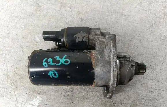 Volkswagen Touran I Starter motor 