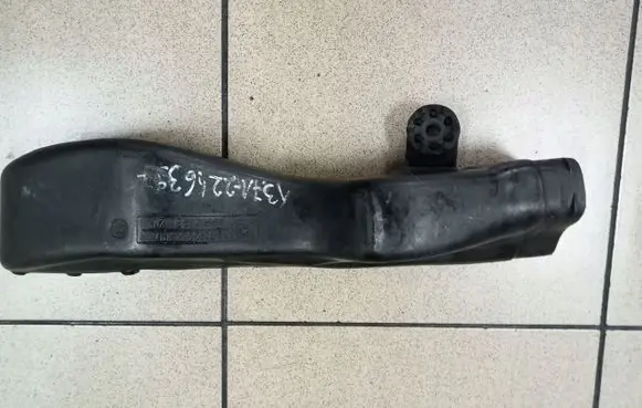 BMW 7 E38 Air micro filter air duct channel part 8390380