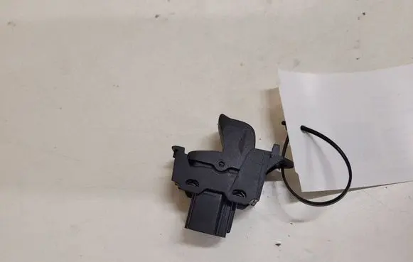 Volvo V50 Electric window control switch 30774162