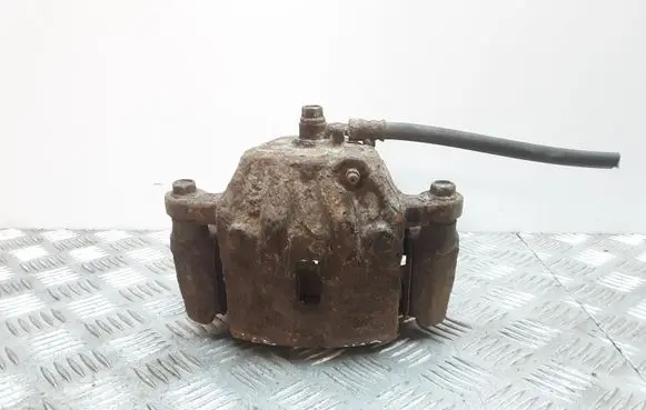 KIA Carens I Front brake caliper