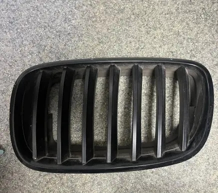 BMW X5 E70 Front bumper upper radiator grill 51137171395