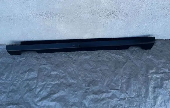 Jeep Grand Cherokee WL Foot area side trim 
