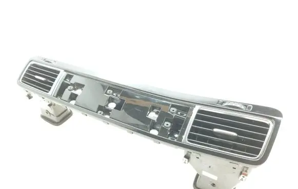 Volkswagen Touareg II Dash center air vent grill 7P1857190A