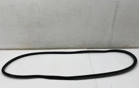 BMW 2 Active Tourer U06 Trunk rubber seal (body) 