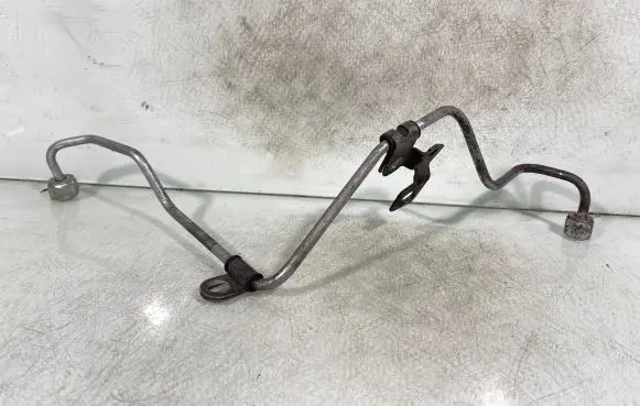 Nissan Qashqai Fuel injector supply line/pipe 061129 734026