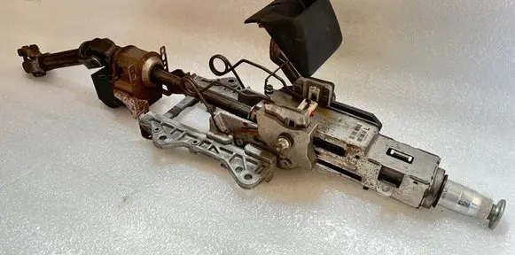 Volkswagen PASSAT B6 Steering wheel axle 3C0906861G