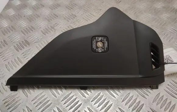 Dashboard side end trim