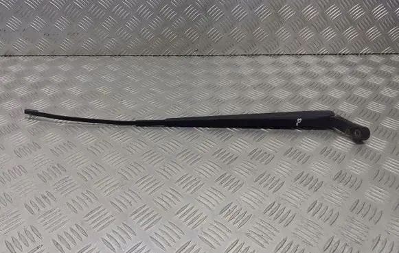 Toyota Yaris Front wiper blade arm