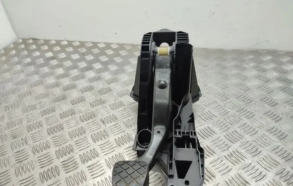 Volkswagen Golf VII Brake pedal 5Q1721058BJ