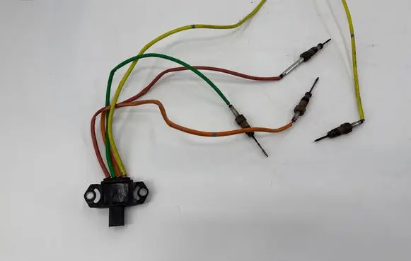 Renault Master III Exhaust gas temperature sensor 226585432R 2658000131