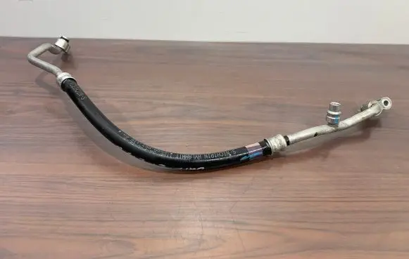 Subaru Outback (BT) Air conditioning (A/C) pipe/hose