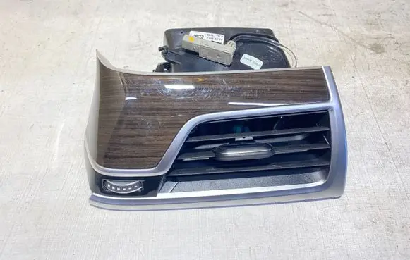 BMW 7 G11 G12 Dashboard side air vent grill/cover trim 929949804