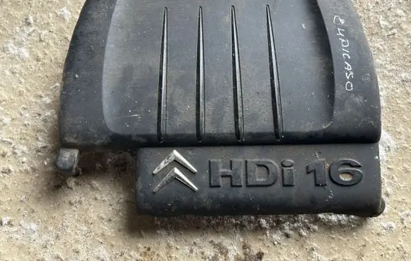 Citroen C4 Grand Picasso Engine cover (trim)