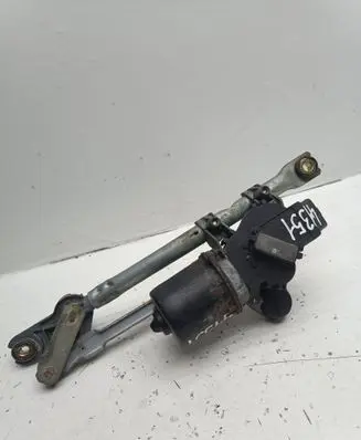 Toyota Aygo AB10 Front wiper linkage 