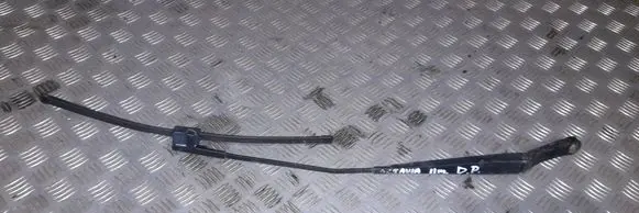 Skoda Octavia Mk2 (1Z) Front wiper blade arm 1Z1955410A