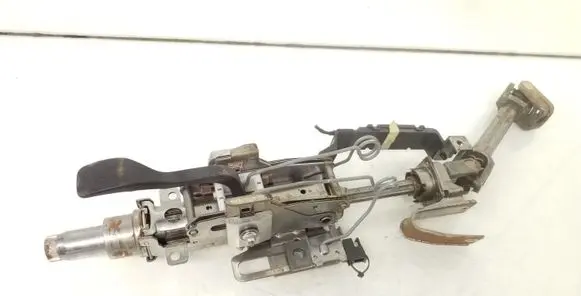 Steering wheel axle set