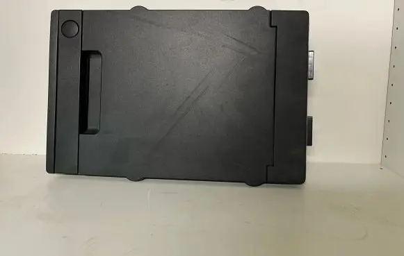 BMW 3 E92 E93 Centre console side trim rear 52208035520