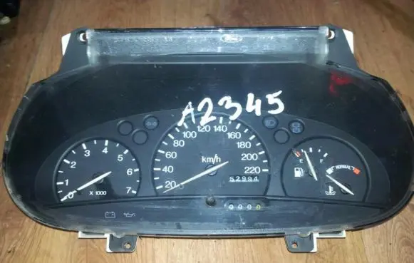Mazda 121 SM Speedometer (instrument cluster) 96fb10848ba