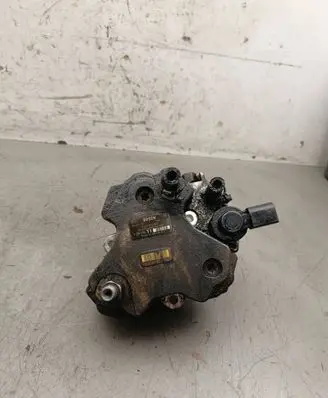 BMW X5 E53 Fuel injection high pressure pump 0445010073 7788678 CP3R90