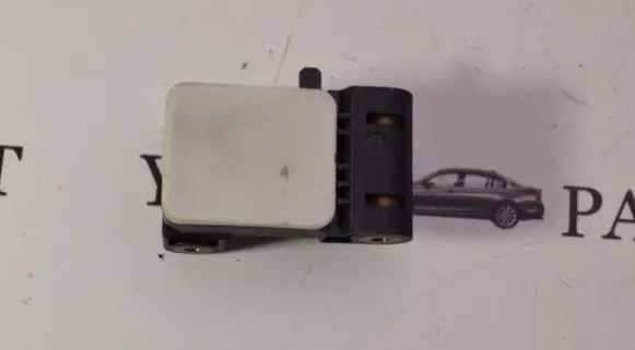 BMW 1 E81 E87 Airbag deployment crash/impact sensor 6911003