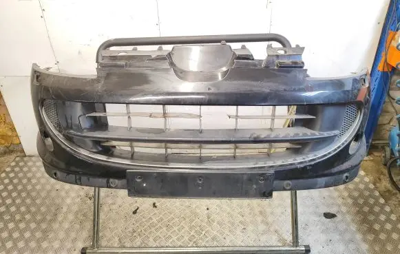 Peugeot 407 Front bumper