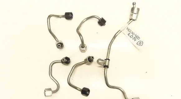Volvo S60 Fuel injector supply line/pipe 31303505