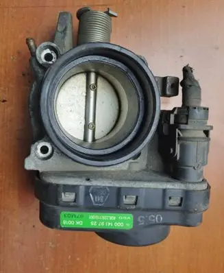 Mercedes-Benz E W210 Throttle body valve 