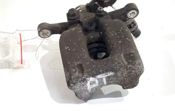 Opel Astra K Rear brake caliper