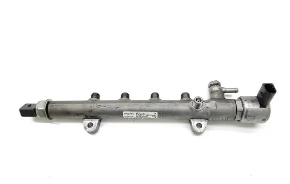 Mercedes-Benz E W212 Fuel main line pipe A6510700495 1008886288 R9144Z240A